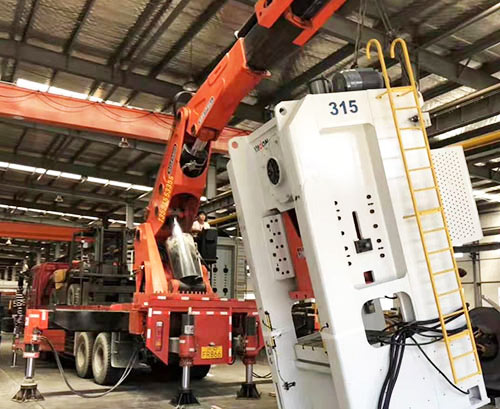 长倘口镇提升工作效率，选择优质折臂吊租赁服务