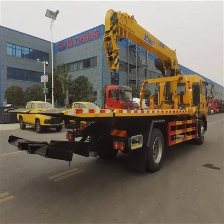 长倘口镇附近小随车吊出租电话，轻松解决搬运烦恼