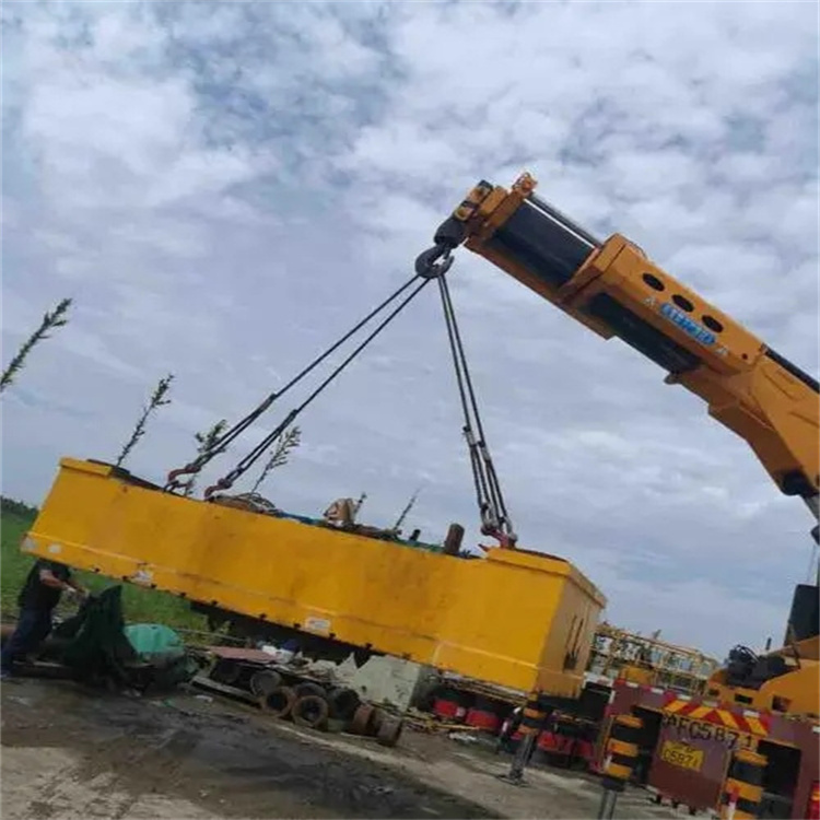 长倘口镇随车吊吊集装箱怎么吊